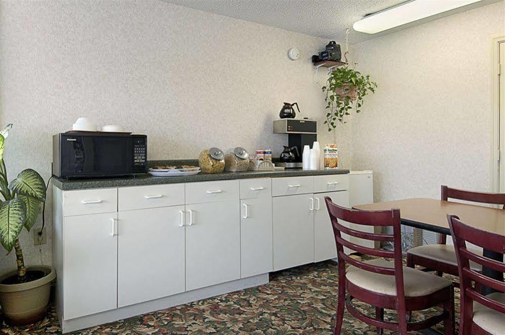 Executive Inn Calhoun Exterior foto